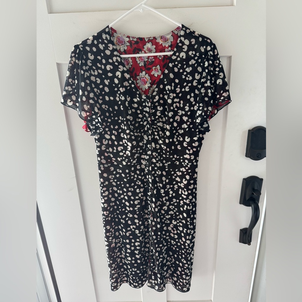 CAbi Gemini Dress 6577 black and white/Red and white reversible dress. - Picture 5 of 9